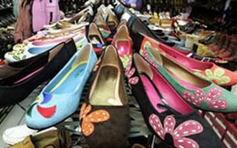 Mẹo chọn giày tránh đau chân