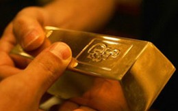 Giá vàng trong nước tăng bất chấp lực bán chốt lời