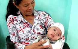Mẹ ruột bán con trai 10 ngày tuổi lấy 10 triệu đồng