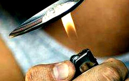 Đưa "hàng trắng" vào... cơ sở cai nghiện