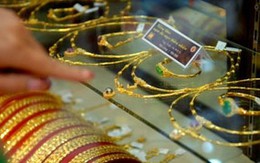 Giá vàng lại đi xuống