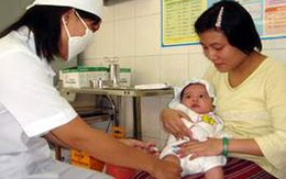 Nhiều bệnh nhi nhập viện do sốt virut