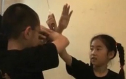 Trẻ em Trung Quốc đổ xô đi học võ