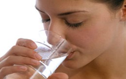Chọn nước uống thế nào cho an toàn?