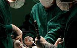 Người đàn ông chết vì... ung thư tử cung 
