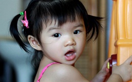 Công chúa đáng yêu của Trương Ngọc Ánh làm dáng