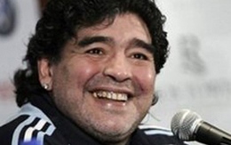 Maradona không cần mafia “bảo kê”