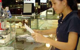 Giá vàng cuối tuần đảo chiều tăng mạnh