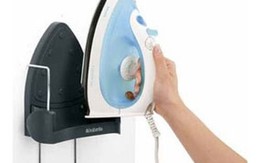 Giá để bàn là treo tường tiện dụng