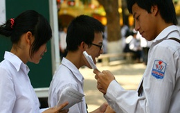 Không có chuyện lộ đề Sử