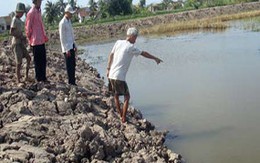 2 học sinh tiểu học chết đuối dưới ao