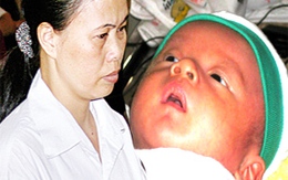 12 năm tù cho người đàn bà cắm ngập kim vào đầu trẻ con