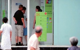 Máy ATM giả "trộm" tiền của khách
