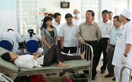 Xe khách lao xuống vực, 32 người bị thương vong