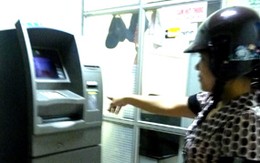 Máy ATM có “nuốt” 10 triệu?