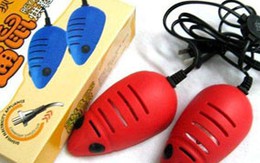 Không lo trời mưa với dụng cụ hong khô giày