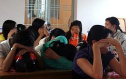 17 cô gái đứng cho chú rể Hàn Quốc xem mặt