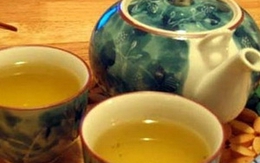 Chè tự pha chế chữa bệnh tốt hơn loại đóng chai