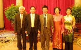 Chủ tịch nước gặp thân mật GS Ngô Bảo Châu