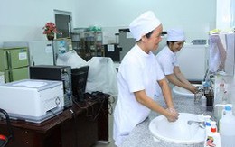 Nguy cơ lây bệnh khi thăm người ốm