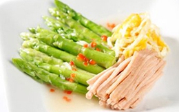 Măng tây xốt trứng