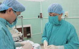 Phẫu thuật lấy lại tiếng nói sau 2 năm câm lặng