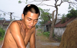 Xóm trưởng kích động cả làng đánh 2 thanh niên