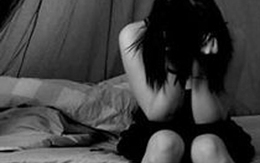 Hai thiếu nữ được giải thoát khỏi 'tổ quỷ' 