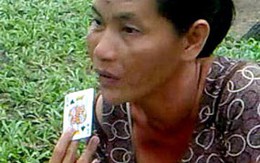 Mất tiền oan với thầy bói dạo ở công viên