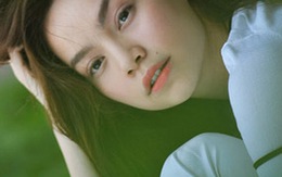 Hà Hồ "gái một con trông mòn con mắt"