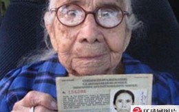 Sống cô đơn 80 năm để đợi cha mẹ