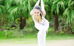 Ngắm nữ hoàng yoga quyến rũ