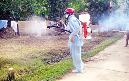 Phòng bệnh sau lũ: Nguy hiểm bệnh đường ruột, ngoài da