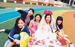 Làm đám cưới với chính mình
