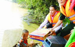 Vào "rốn lũ" cung ứng thuốc