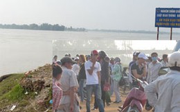 Tìm thấy thêm 1 nạn nhân chiếc xe khách bị lũ cuốn