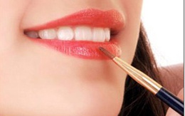 Mẹo chống môi khô nứt nẻ