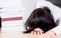 Rủ bạn hãm hiếp tập thể bạn gái