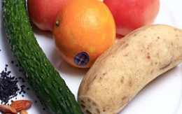 Salat hoa quả dưỡng da mùa hanh khô