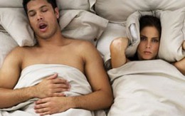 Gọi cảnh sát bắt chồng vì... ngủ ngáy