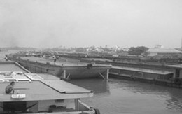 TP HCM: Kẹt xà lan tại khu vực cầu Bình Lợi 