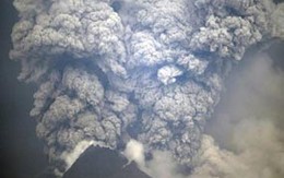 Hàng loạt hãng hàng không ngừng bay tới Indonesia