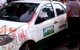Tài xế taxi Mai Linh đánh dã man "đối thủ"