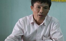 "Ép" con gái gọi bố là... anh