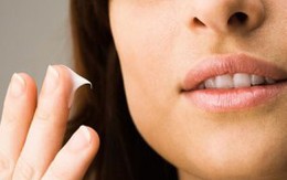 Da nứt nẻ có thể do... kém vệ sinh 