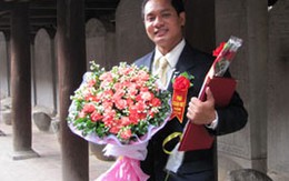 Phó giáo sư 32 tuổi: “Tôi ngưỡng mộ bạn gái tôi”
