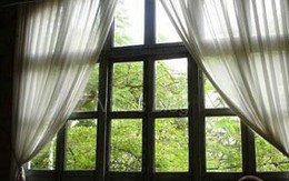Rơi từ tầng 6 vì tưởng cửa sổ là cửa chính