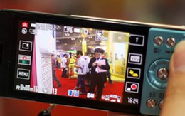 Dế chụp ảnh 13,2 megapixel tại VN