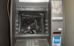 Cột ATM ở trung tâm Thủ đô bị đập phá 
