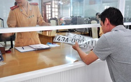 Hà Nội: Ngày đầu tiên đăng ký xe biển 5 số